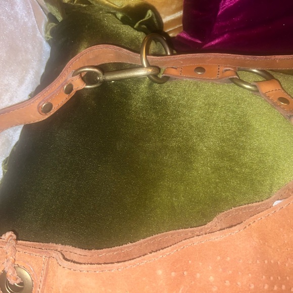 Beautiful Lucky Brand soft leather suede style bag - Picture 7 of 11
